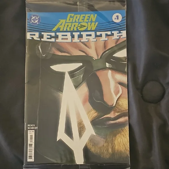DC Comics Comic Book Set - Picture 6 of 6